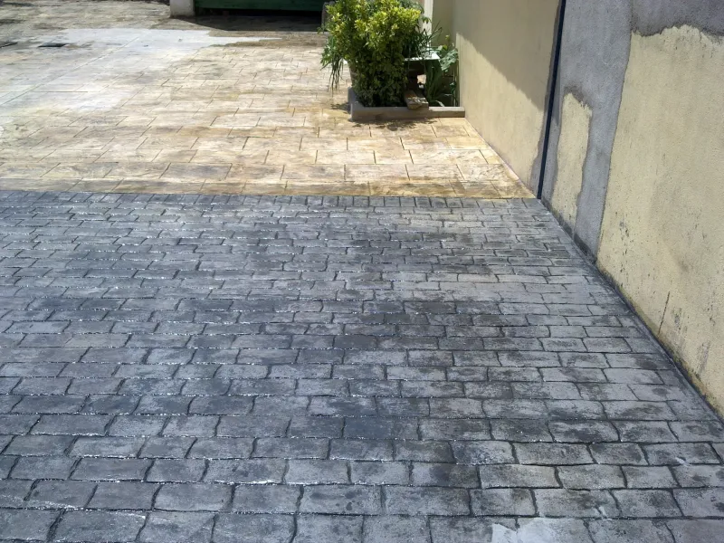 Hormigón impreso combinando piedra y adoquín (foto 4)